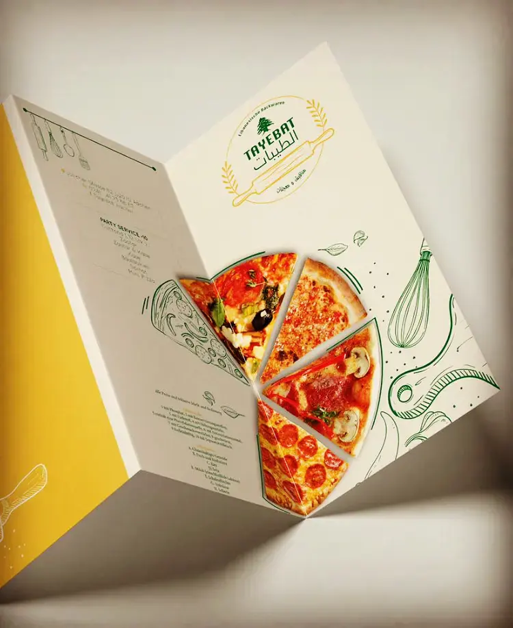 Tayebat Speisekarte als Faltkarte mit Pizzastücken